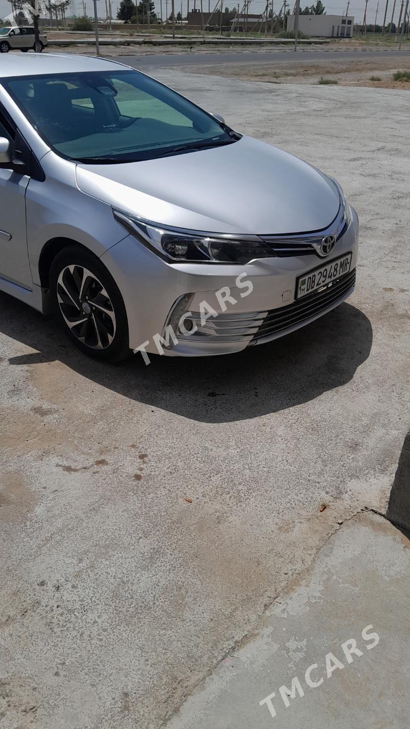 Toyota Corolla 2018 - 165 000 TMT - Мары - img 2