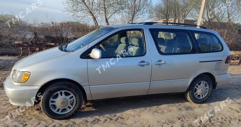 Toyota Sienna 2002 - 125 000 TMT - Türkmenbaşy etr. - img 5