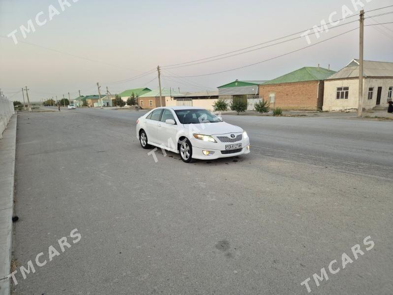 Toyota Camry 2010 - 190 000 TMT - Büzmeýin GRES - img 4