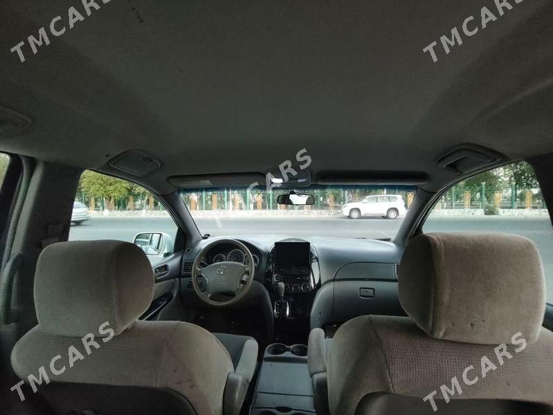Toyota Sienna 2005 - 190 000 TMT - Мары - img 7