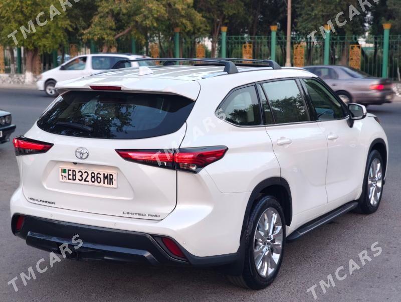 Toyota Highlander 2022 - 600 000 TMT - Мары - img 4
