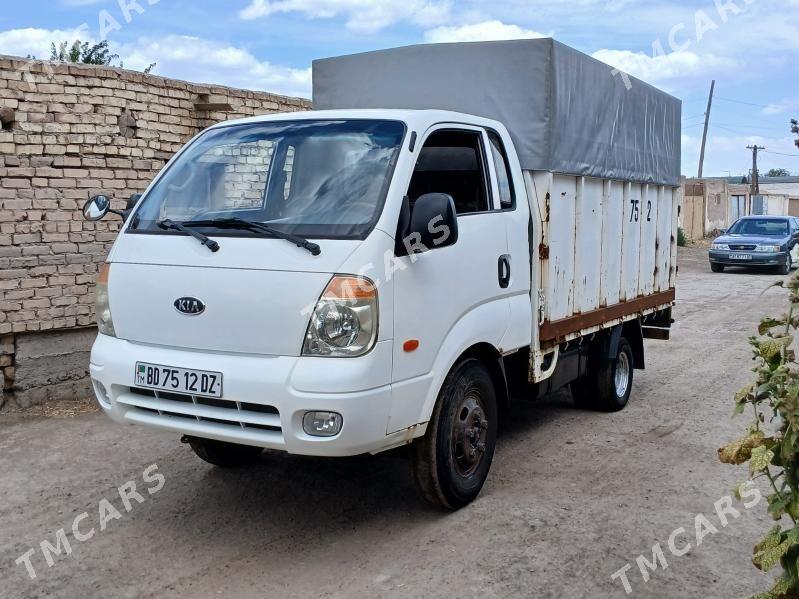 Kia Bongo 2009 - 180 000 TMT - Кёнеургенч - img 4