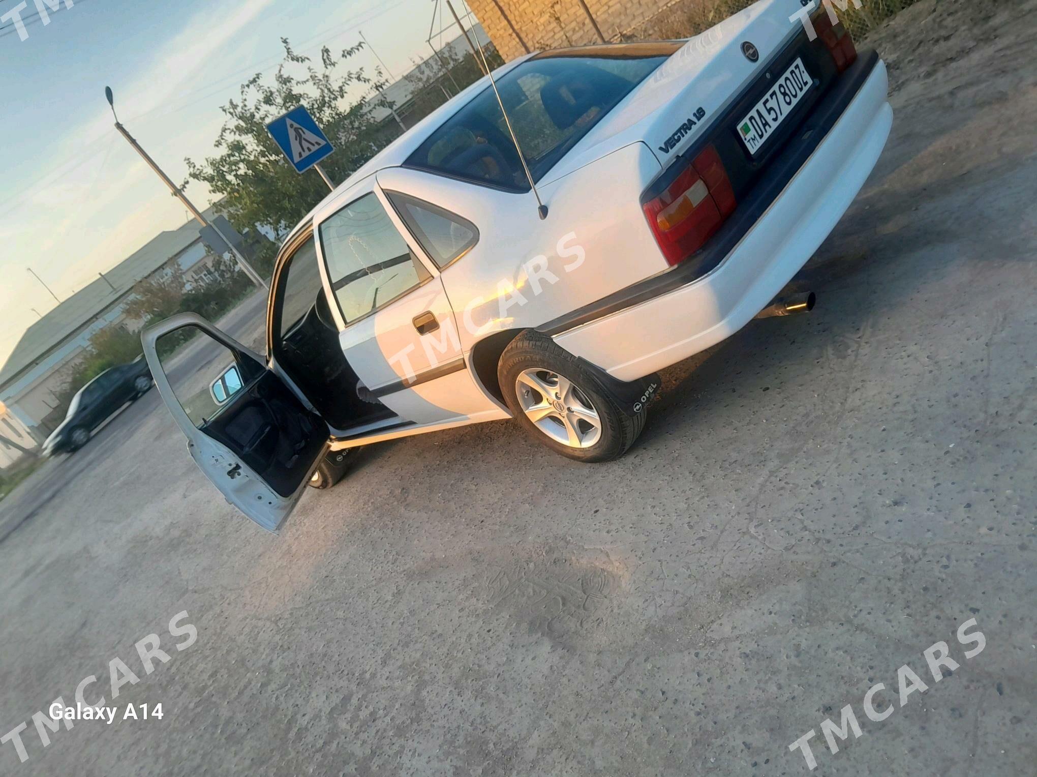 Opel Vectra 1994 - 44 000 TMT - Дашогуз - img 3