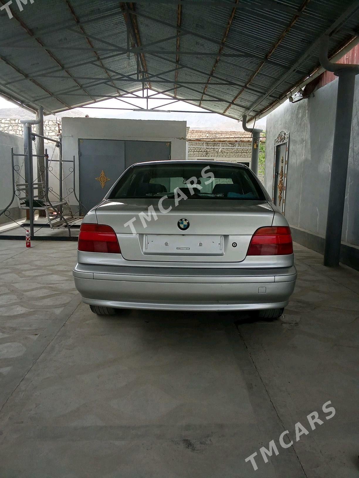 BMW 528 1996 - 84 000 TMT - Балканабат - img 2