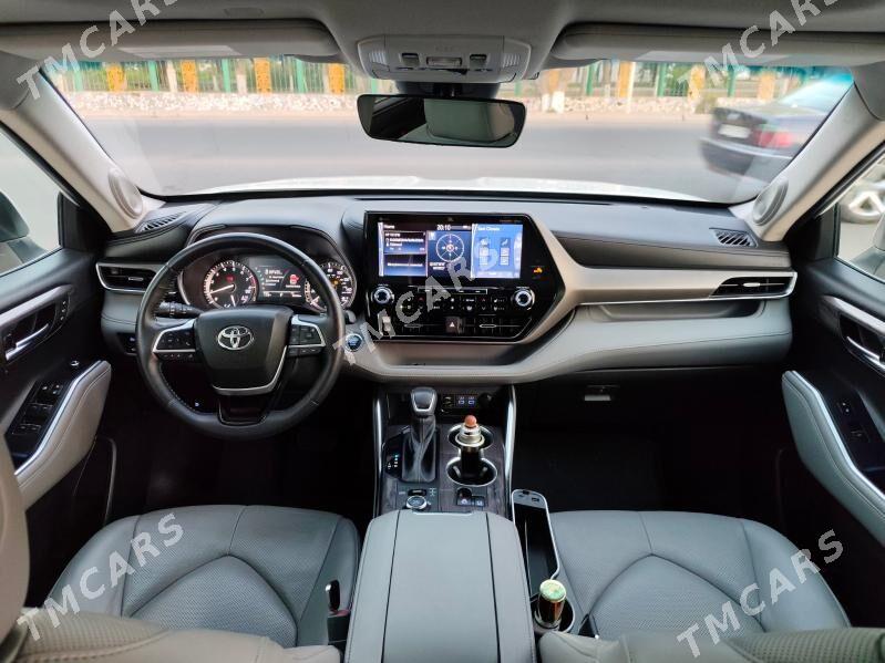 Toyota Highlander 2022 - 600 000 TMT - Мары - img 5