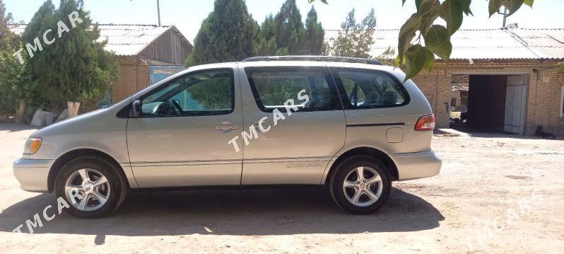 Toyota Sienna 2002 - 190 000 TMT - Kerki - img 4