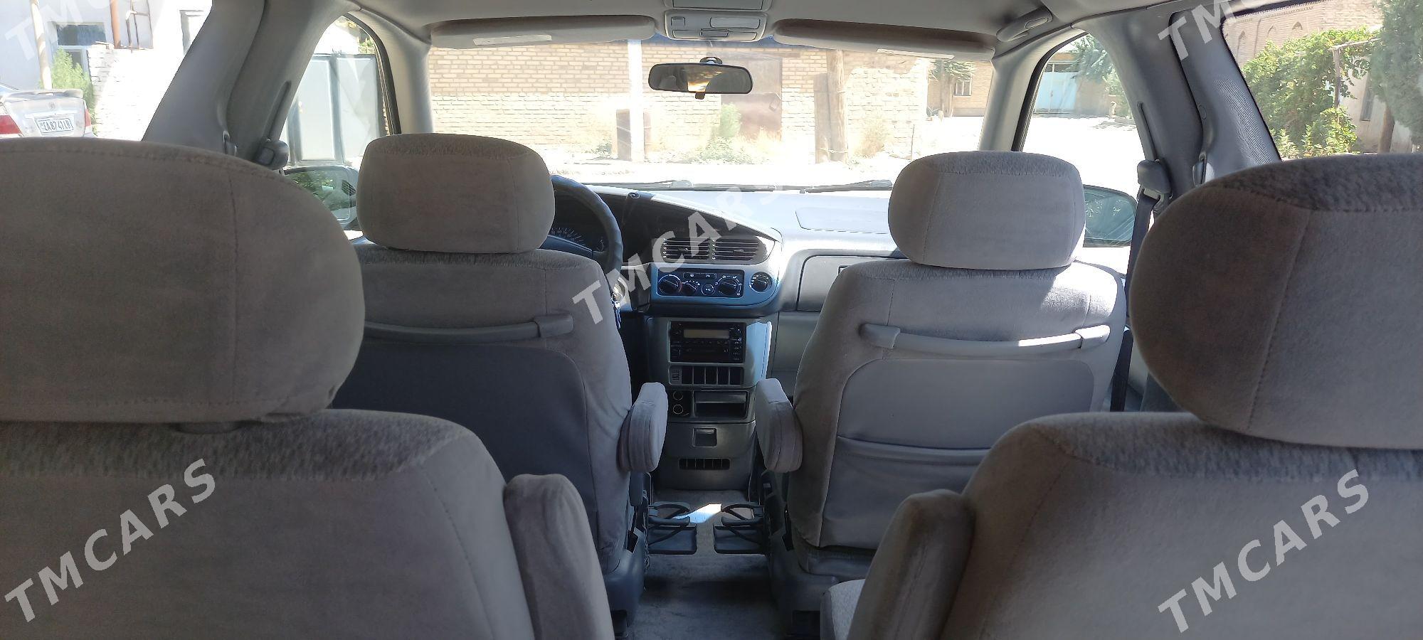 Toyota Sienna 2002 - 190 000 TMT - Kerki - img 5