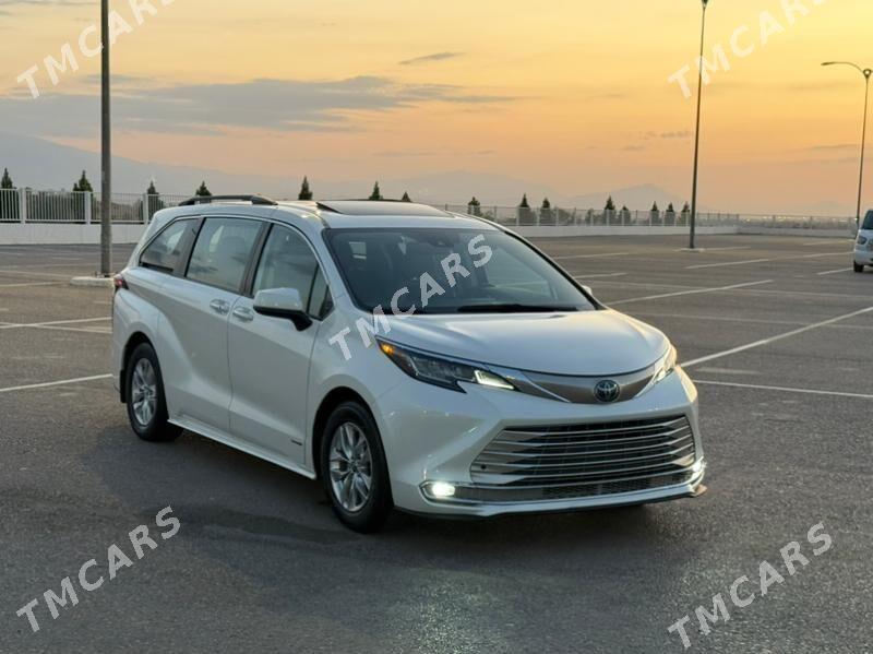 Toyota Sienna 2021 - 595 000 TMT - Ашхабад - img 4