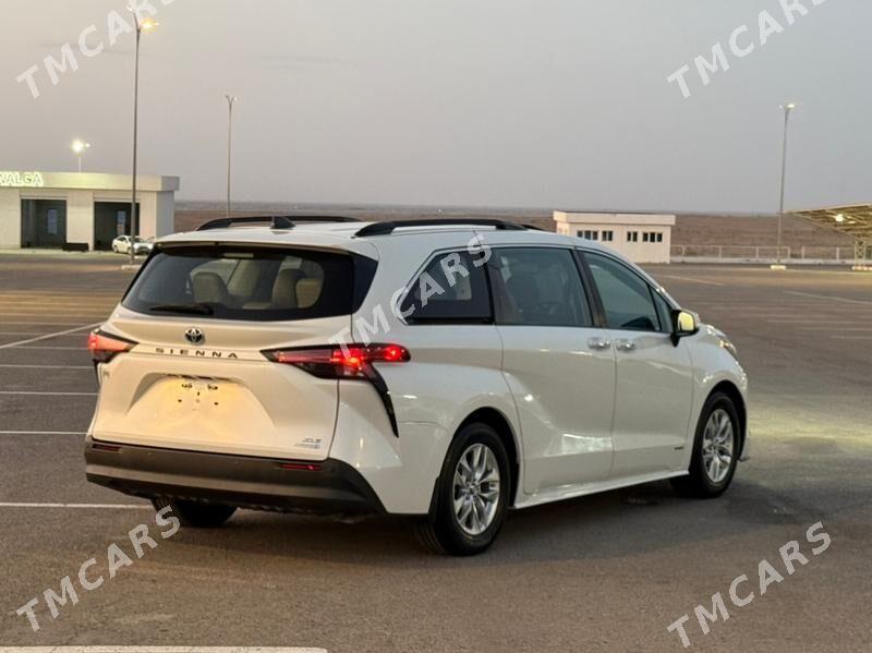 Toyota Sienna 2021 - 595 000 TMT - Ашхабад - img 10