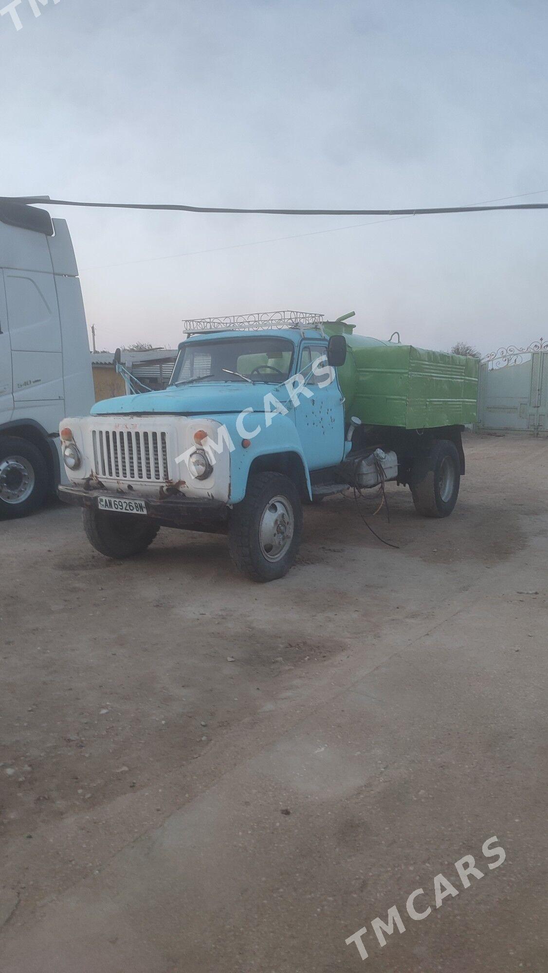 Zil 157 1997 - 30 000 TMT - Etrek - img 8