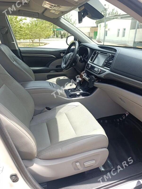Toyota Highlander 2018 - 560 000 TMT - Sarahs - img 2