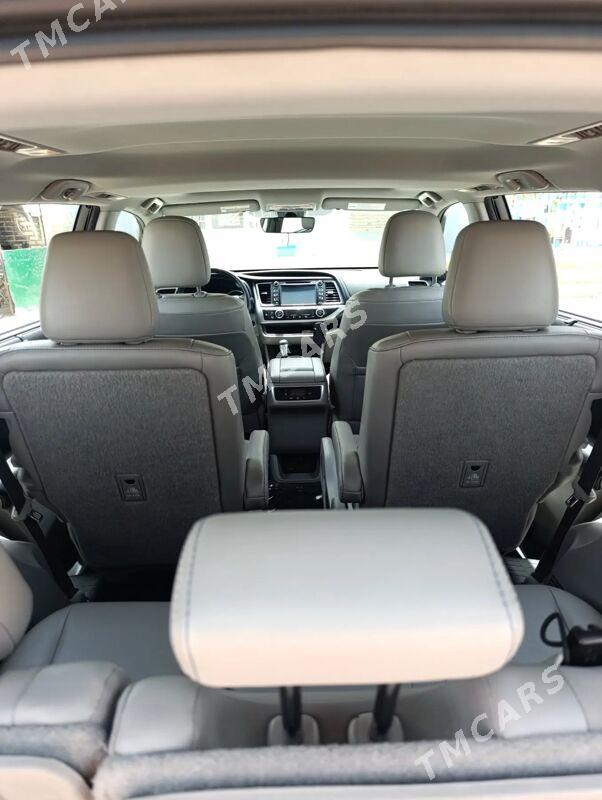 Toyota Highlander 2018 - 560 000 TMT - Sarahs - img 10