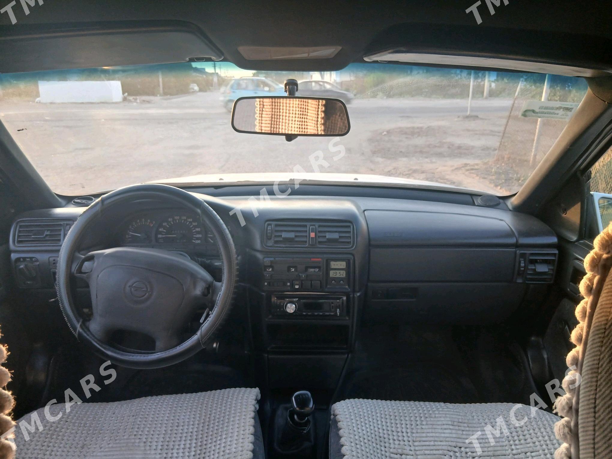 Opel Vectra 1994 - 44 000 TMT - Дашогуз - img 6