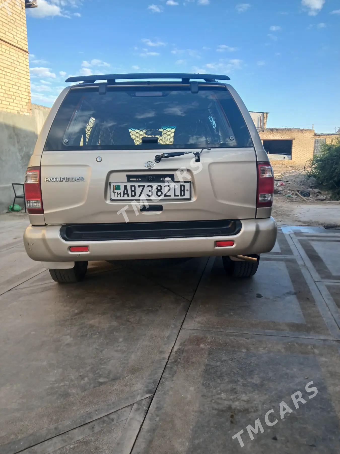 Nissan Pathfinder 1997 - 70 000 TMT - Sakar - img 3