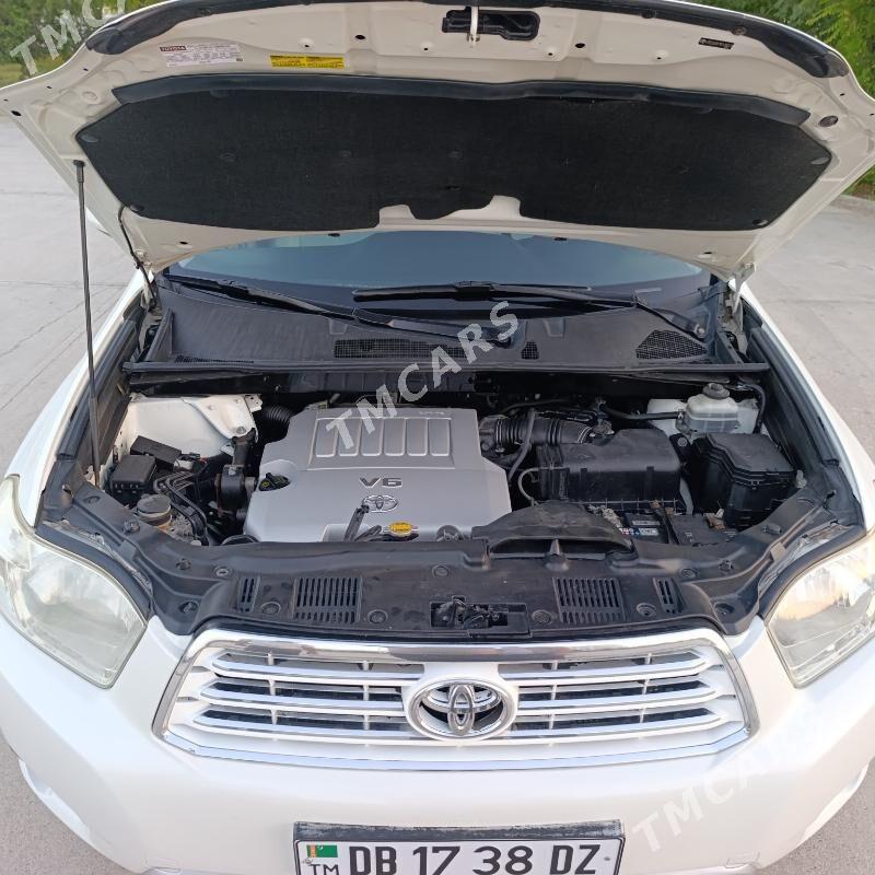 Toyota Highlander 2010 - 310 000 TMT - Дашогуз - img 4