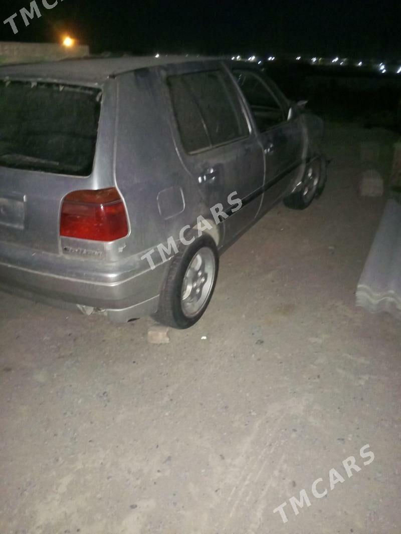 Volkswagen Golf 1992 - 6 000 TMT - Büzmeýin - img 5