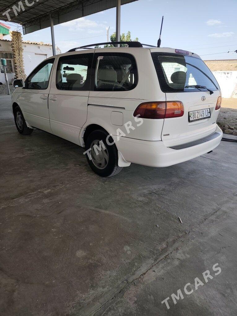 Toyota Sienna 2000 - 170 000 TMT - Керки - img 6