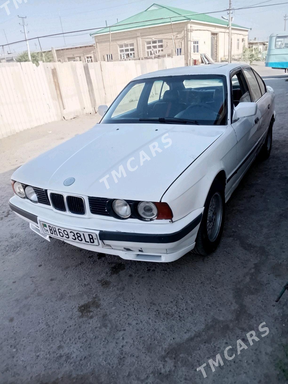 BMW 520 1992 - 25 000 TMT - Türkmenabat - img 3