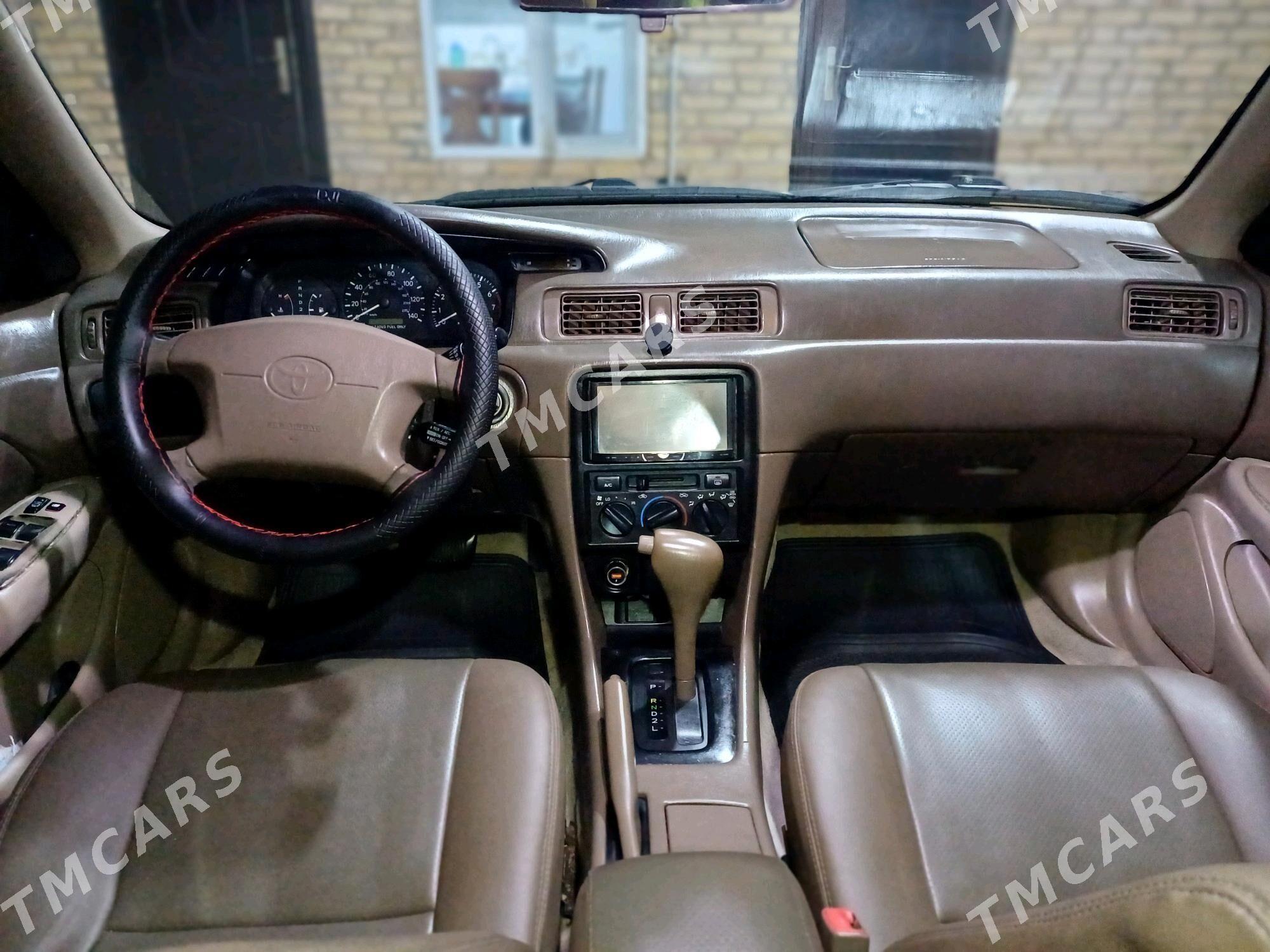 Toyota Camry 1999 - 135 000 TMT - Дянев - img 3