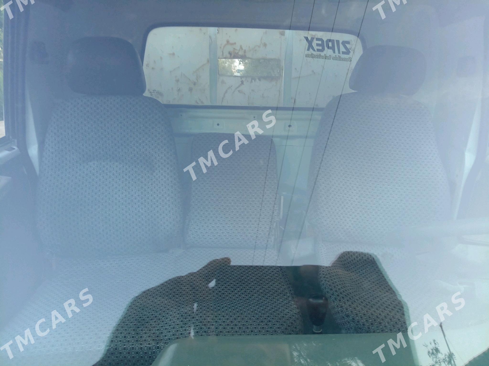 Kia Bongo 2003 - 110 000 TMT - Gurbansoltan Eje - img 5