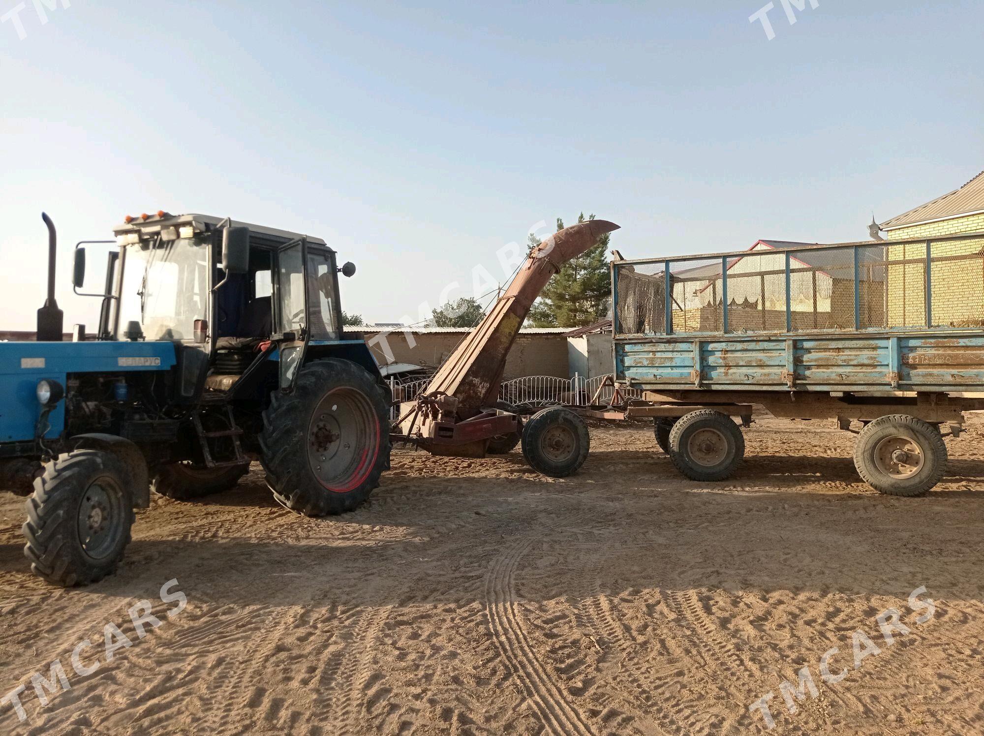 MTZ 82 2009 - 260 000 TMT - Байрамали - img 3