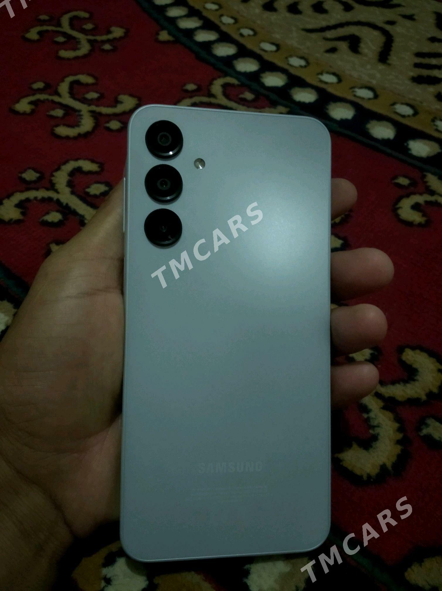 Samsung galaxy 16 - Mary - img 2