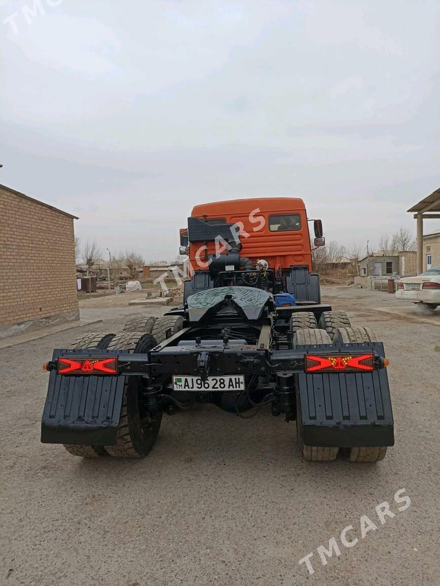 Kamaz Euro 3 2010 - 400 000 TMT - Теджен - img 8