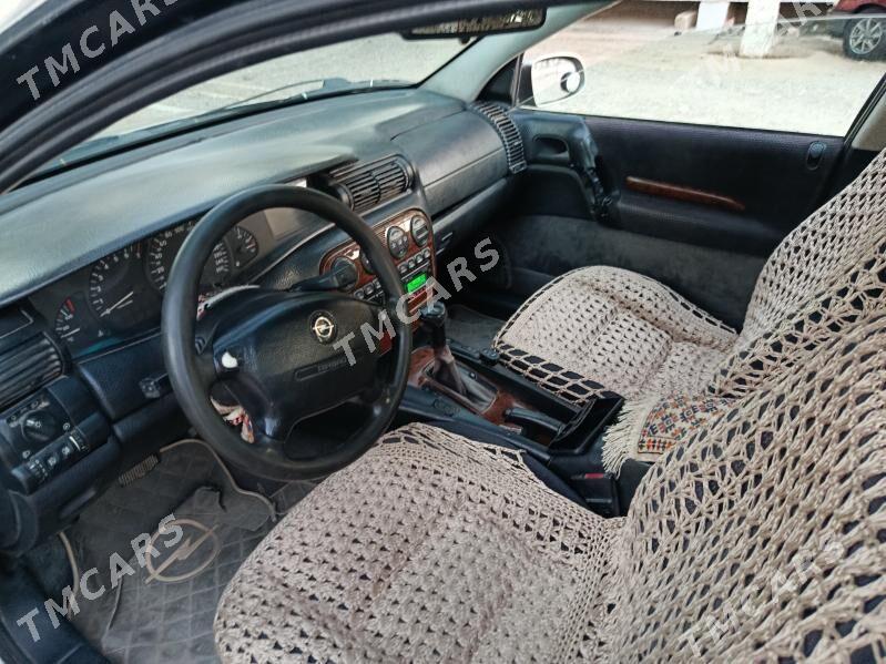 Opel Omega 1996 - 25 000 TMT - Gyzylarbat - img 5