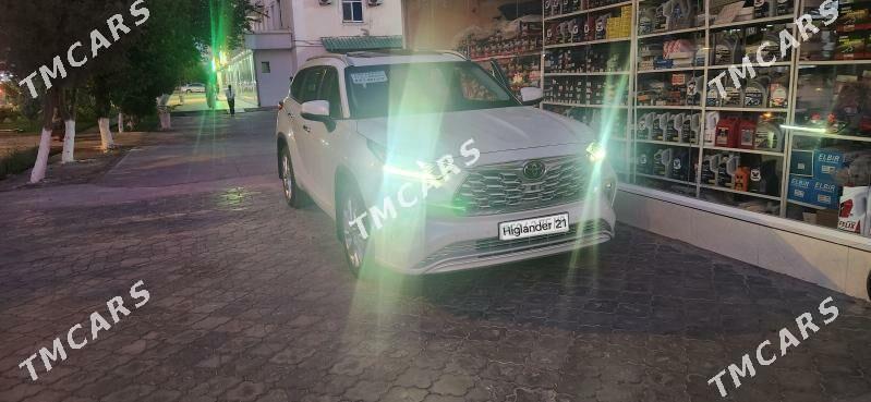 Toyota Highlander 2021 - 498 000 TMT - Türkmenabat - img 3
