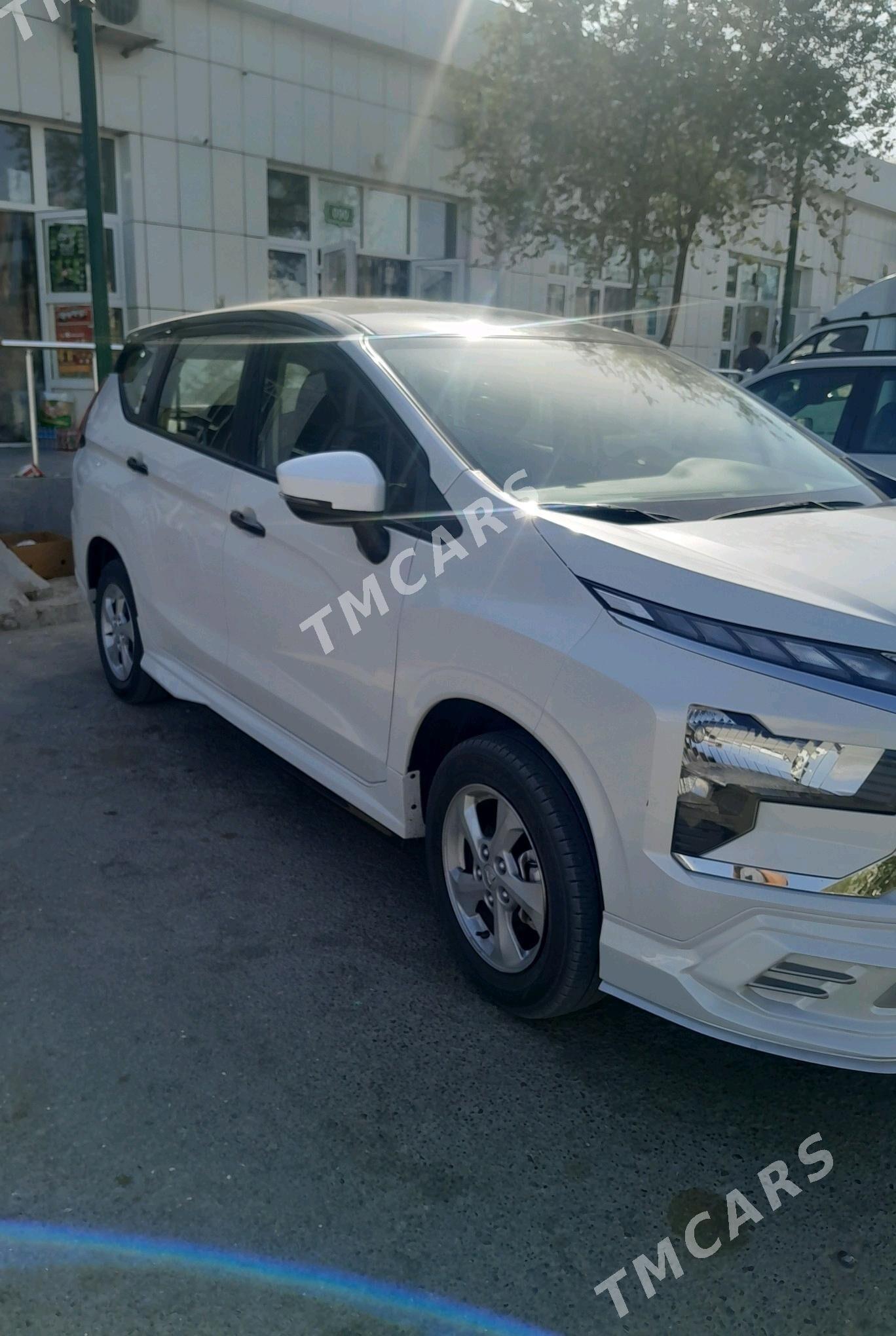 Mitsubishi Xpander 2024 - 330 000 TMT - Büzmeýin - img 4