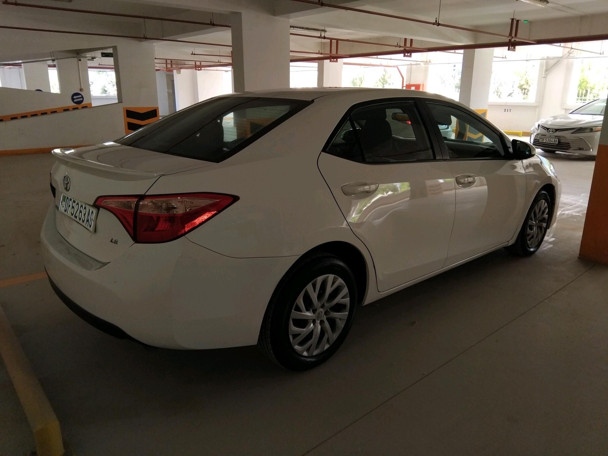 Toyota Corolla 2018 - 189 500 TMT - Ашхабад - img 3