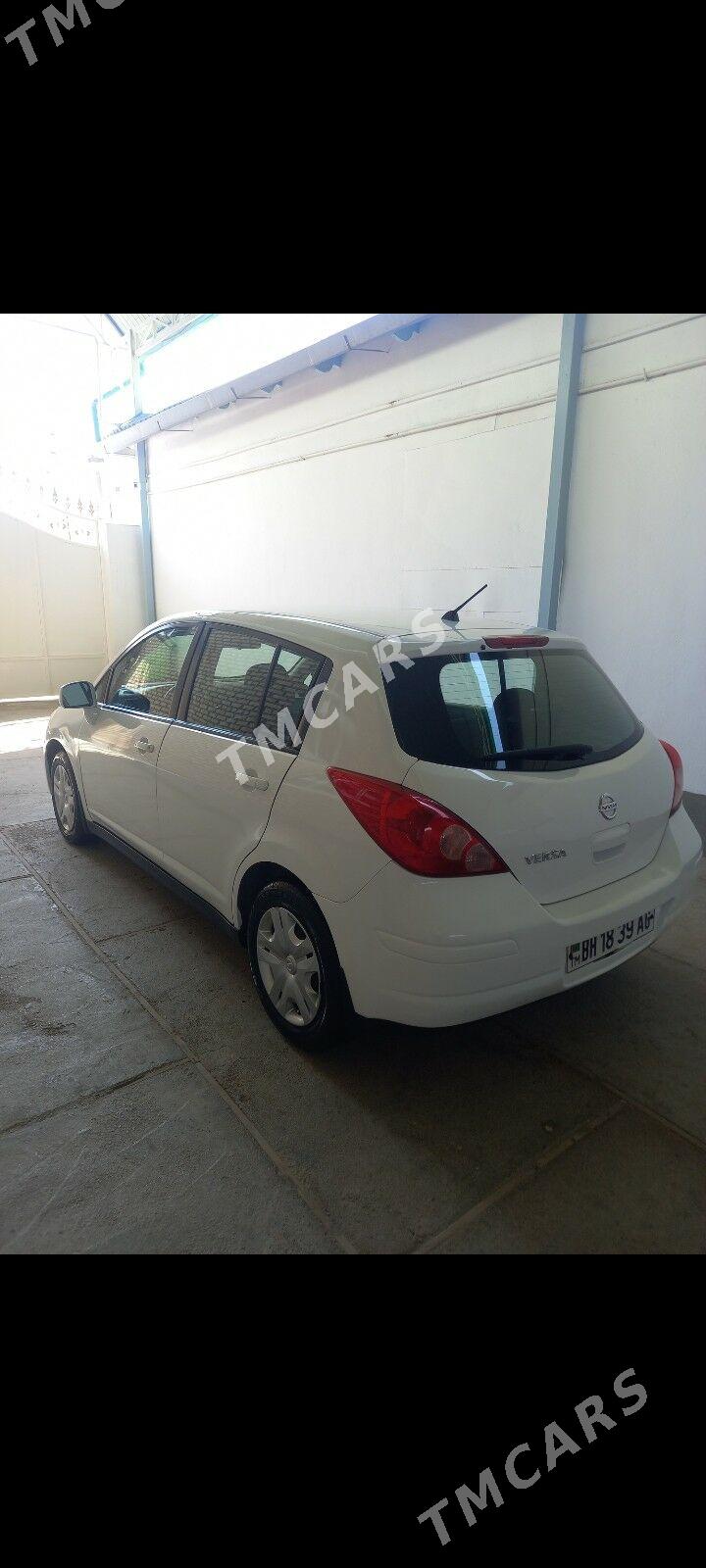 Nissan Versa 2010 - 140 000 TMT - Ашхабад - img 8
