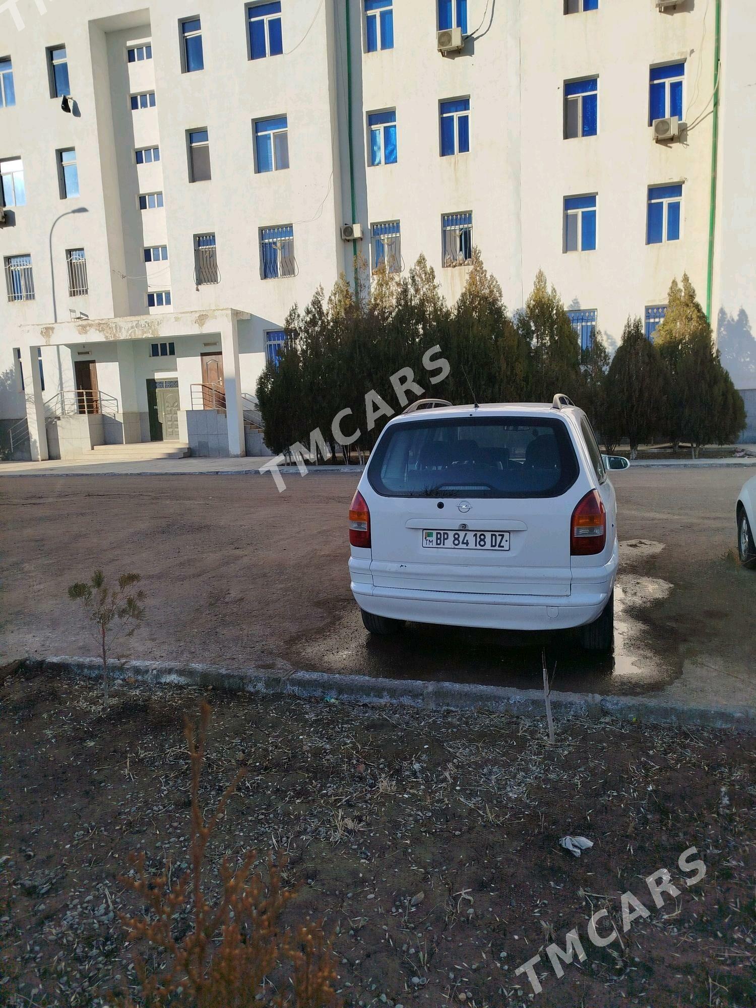 Opel Zafira 2000 - 72 000 TMT - Дашогуз - img 2