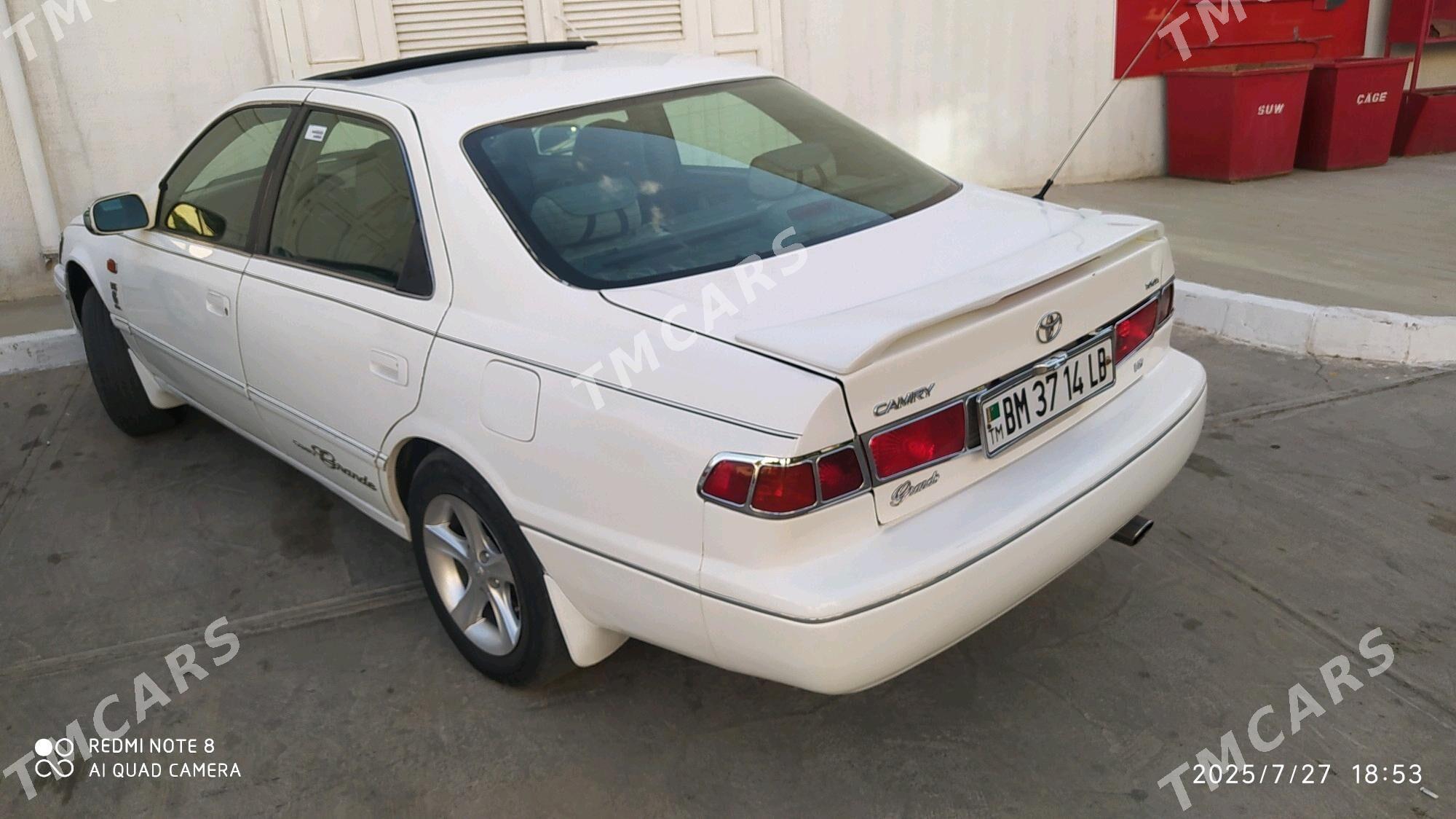 Toyota Camry 2000 - 125 000 TMT - Туркменабат - img 8