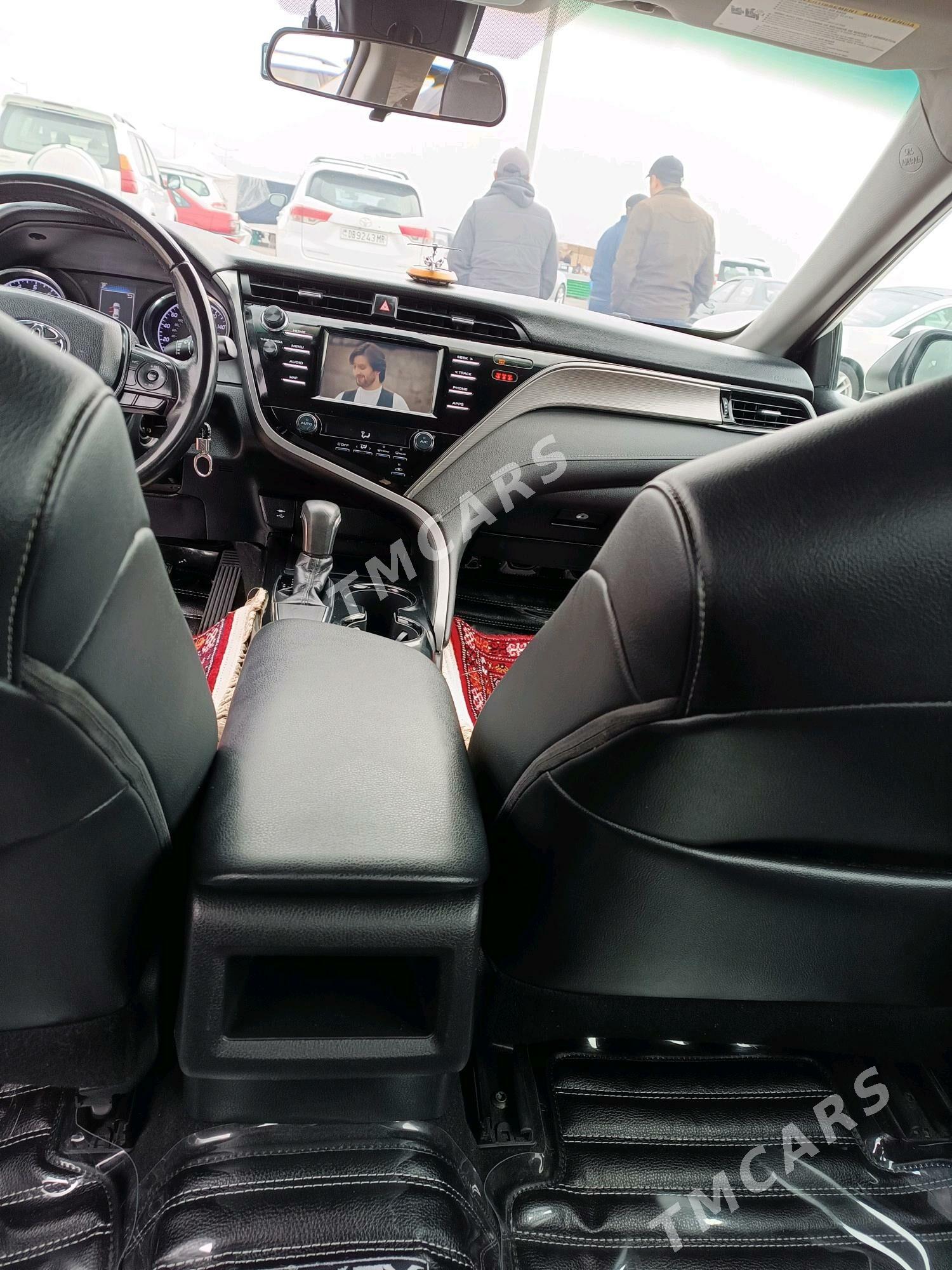 Toyota Camry 2019 - 270 000 TMT - Туркменабат - img 4