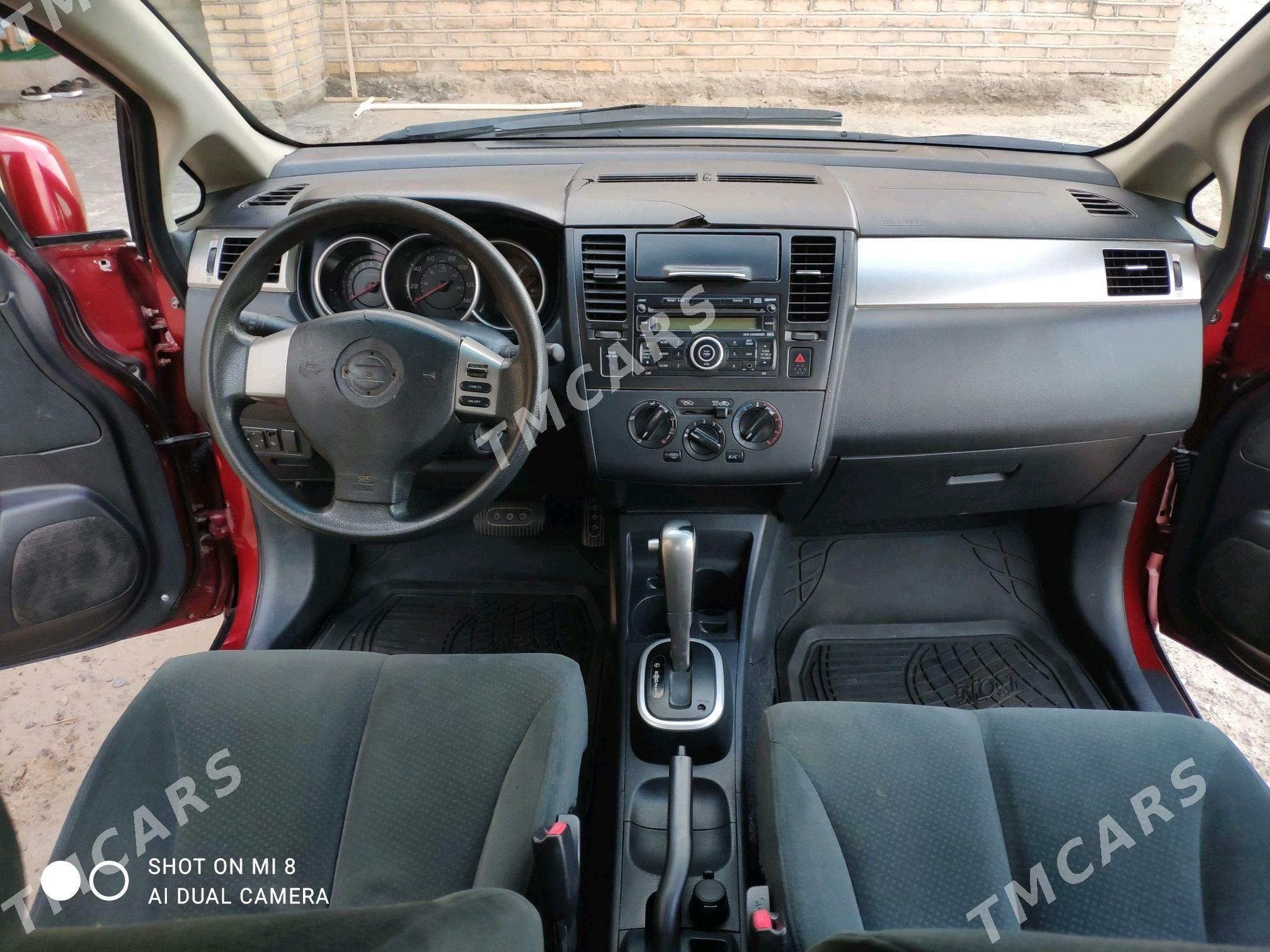 Nissan Versa 2010 - 100 000 TMT - Мары - img 5