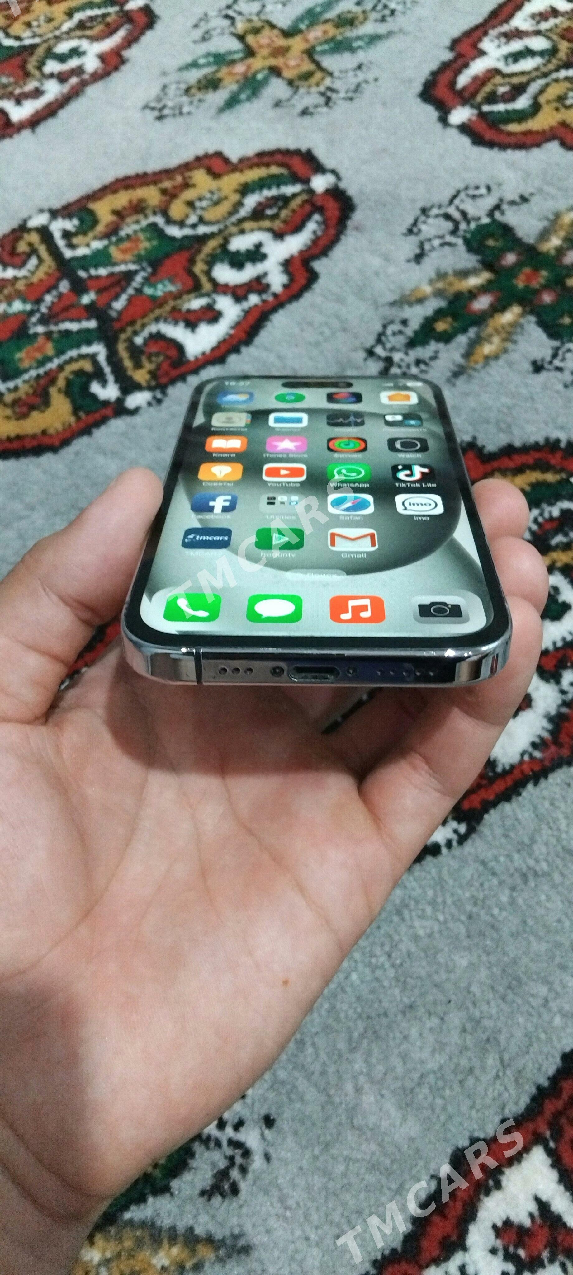 iPhone 15 pro - Dänew - img 2