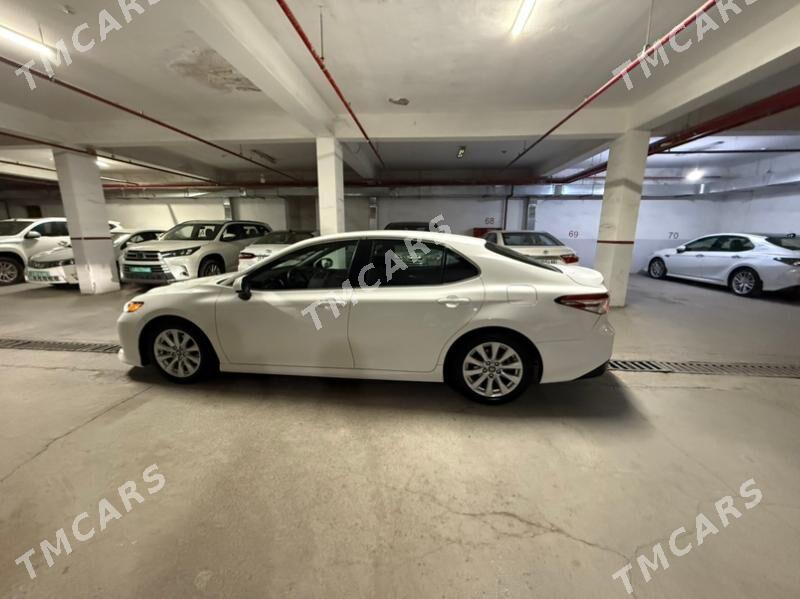 Toyota Camry 2018 - 290 000 TMT - Aşgabat - img 2