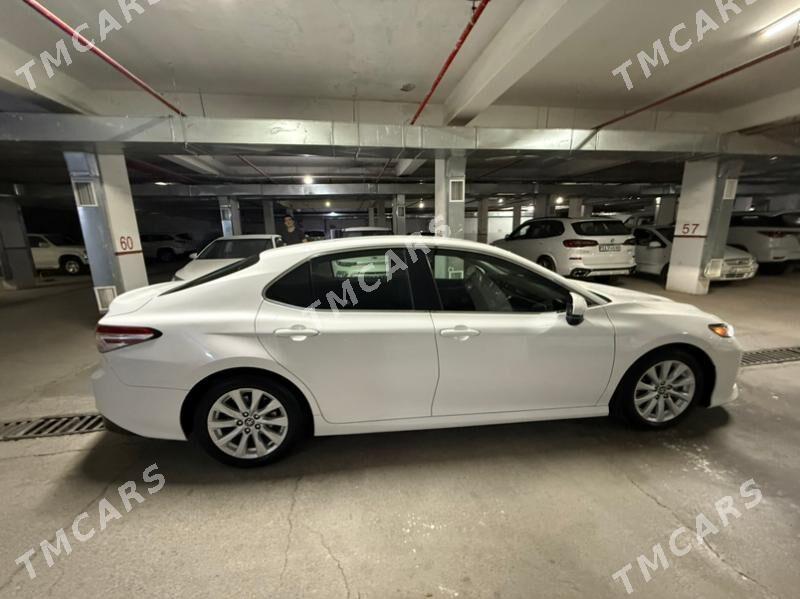 Toyota Camry 2018 - 290 000 TMT - Aşgabat - img 5