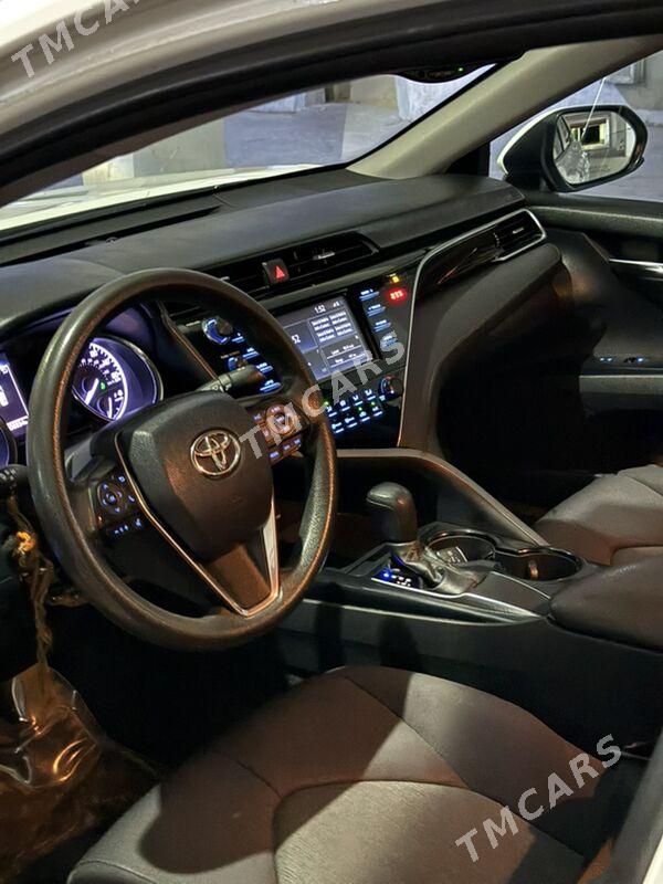 Toyota Camry 2018 - 290 000 TMT - Aşgabat - img 8