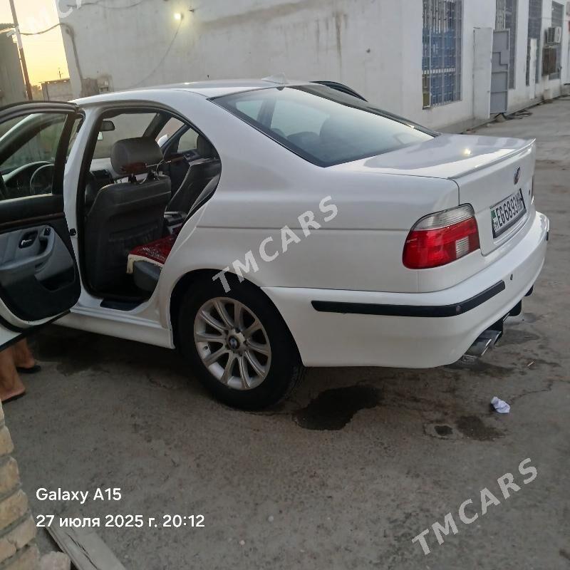BMW E39 2002 - 150 000 TMT - Мары - img 3