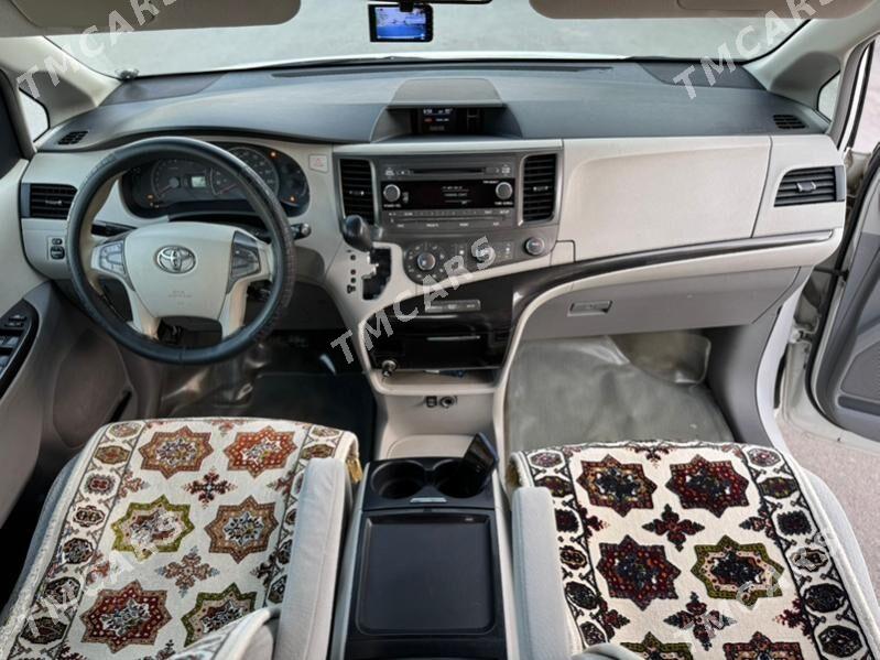 Toyota Sienna 2011 - 269 000 TMT - Ашхабад - img 5