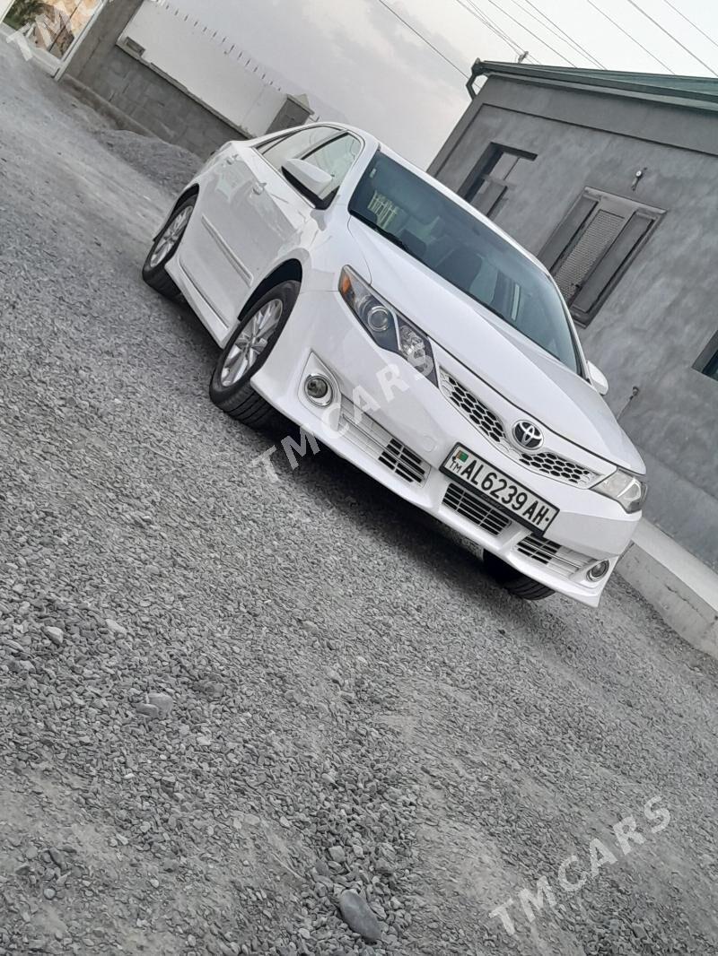 Toyota Camry 2012 - 240 000 TMT - Ак-Бугдайский этрап - img 5