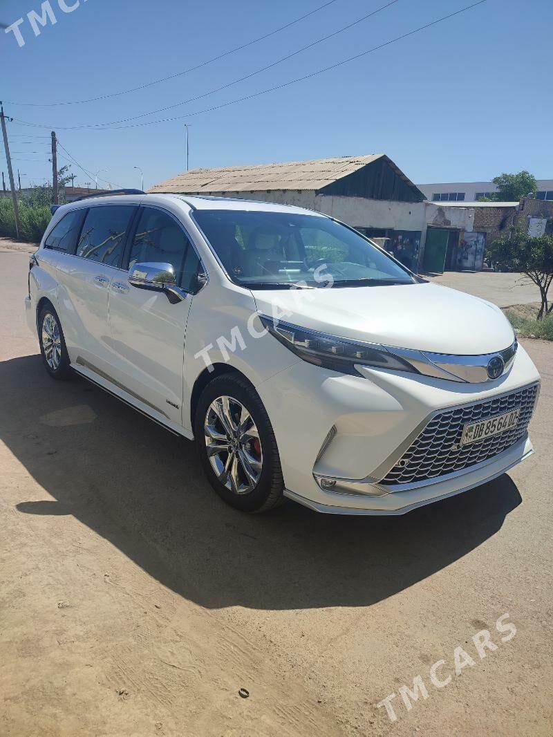Toyota Sienna 2021 - 800 000 TMT - Daşoguz - img 6