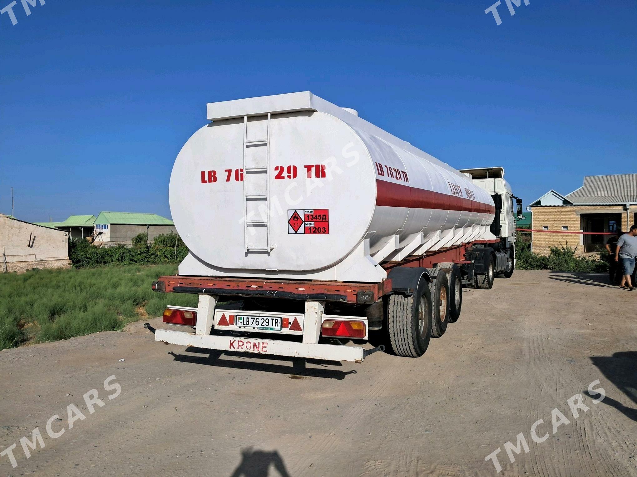 DAF FX 95 2001 - 700 000 TMT - Kerki - img 2