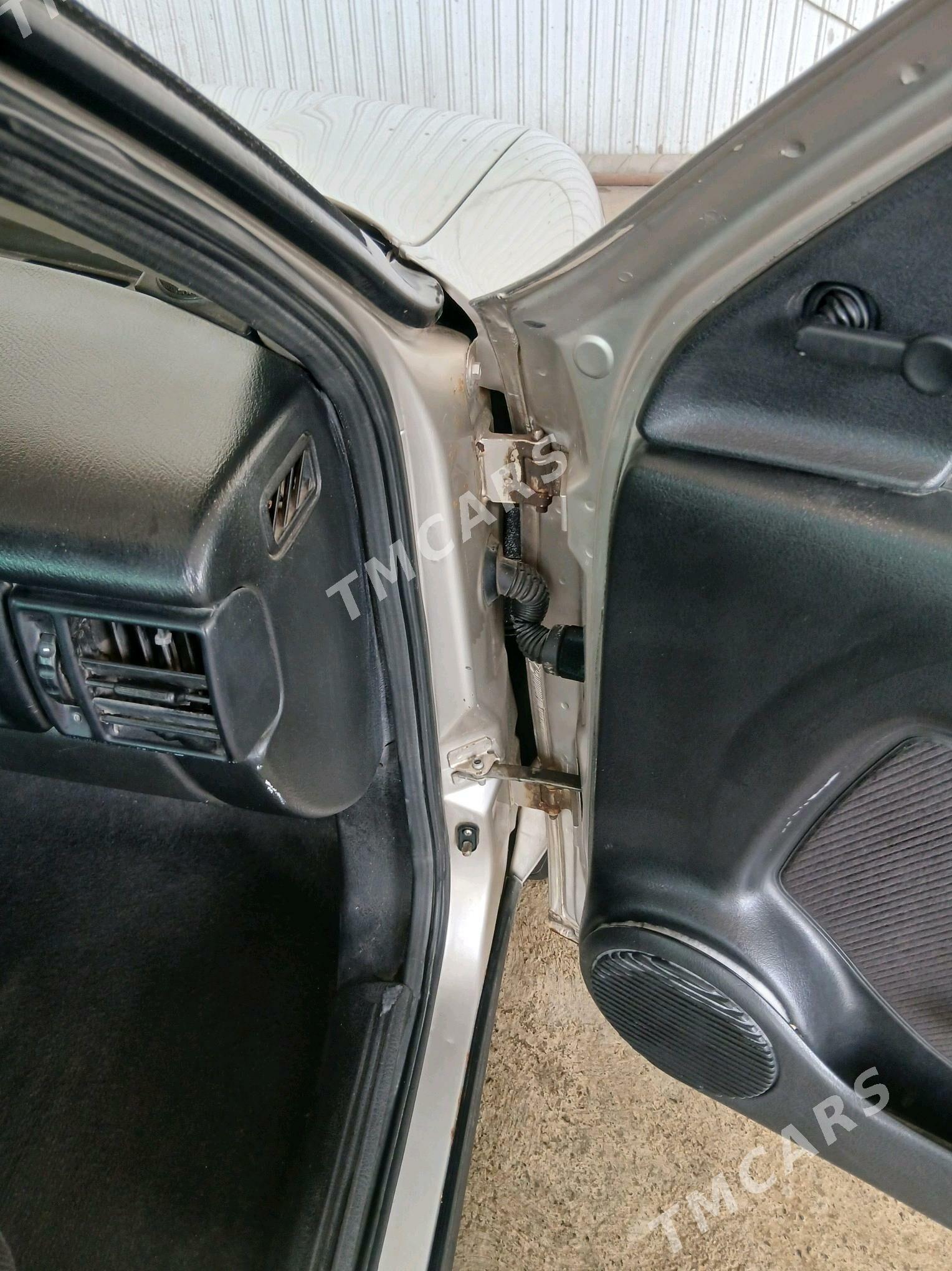 Opel Vectra 1992 - 37 000 TMT - Мары - img 5