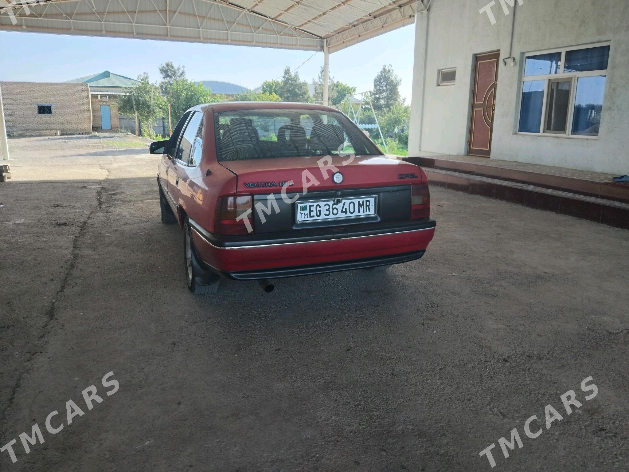 Opel Vectra 1990 - 30 000 TMT - Мургап - img 6