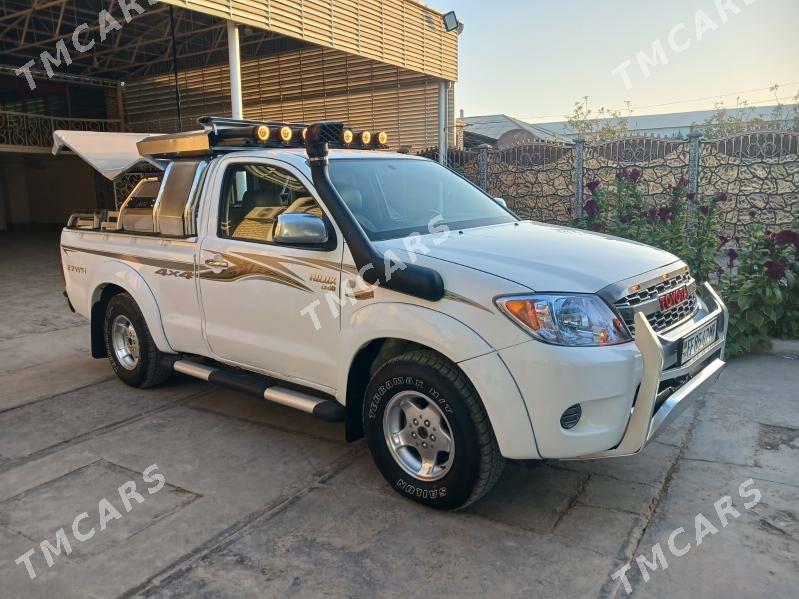 Toyota Hilux 2006 - 179 000 TMT - Мары - img 5