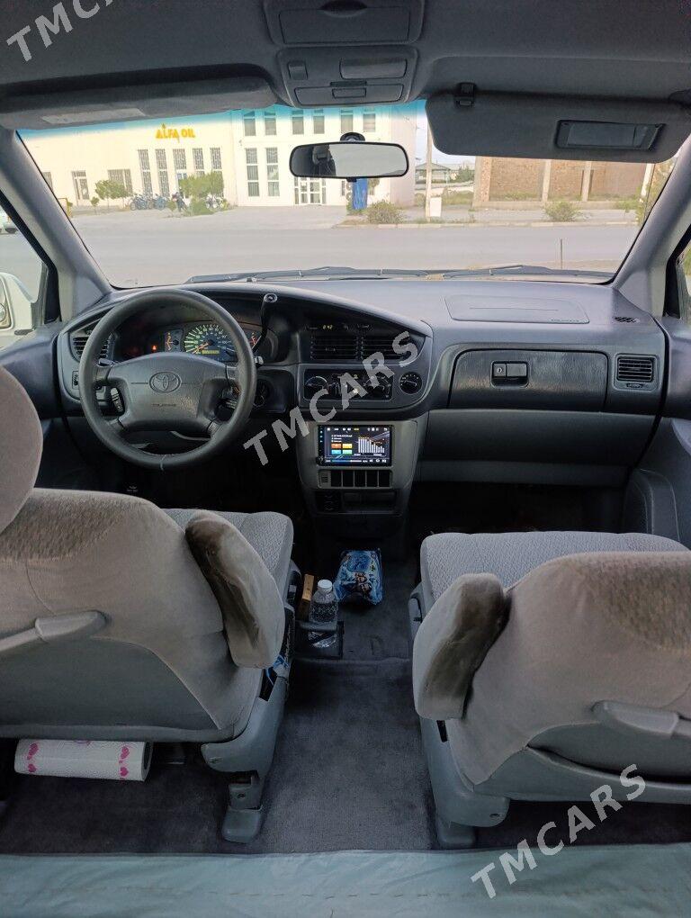 Toyota Sienna 2002 - 153 000 TMT - Bäherden - img 2
