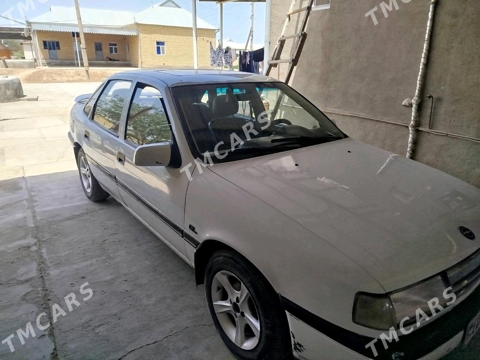 Opel Vectra 1992 - 27 000 TMT - Baýramaly - img 2